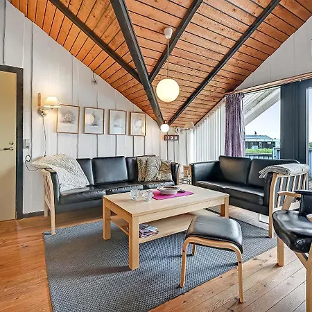 Cozy Partly Renovated Near Sea & Sj208
