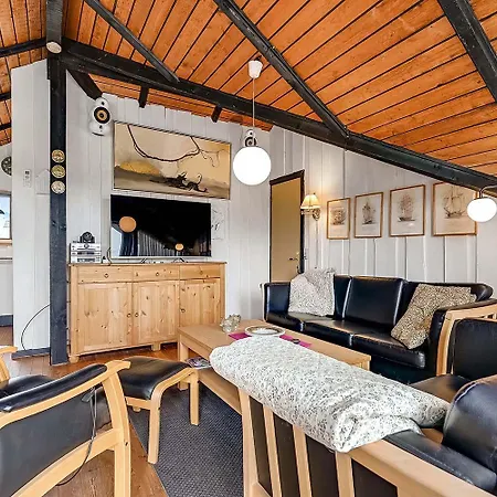 Cozy Partly Renovated Near Sea & Sj208 * Harboør